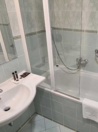 rogaska-resort-room